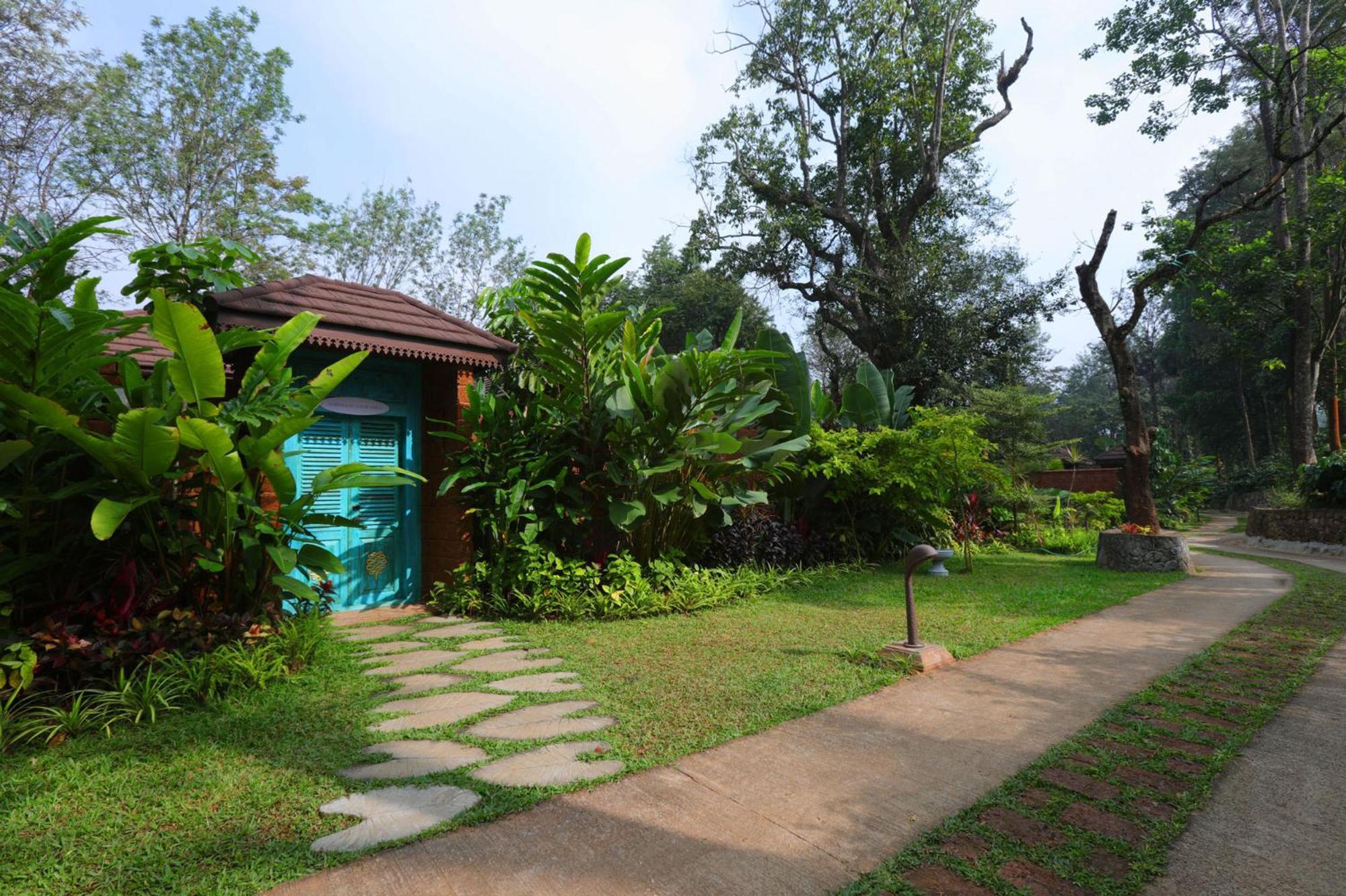 Timbertales Luxury Resort Coorg Madikeri Exterior foto