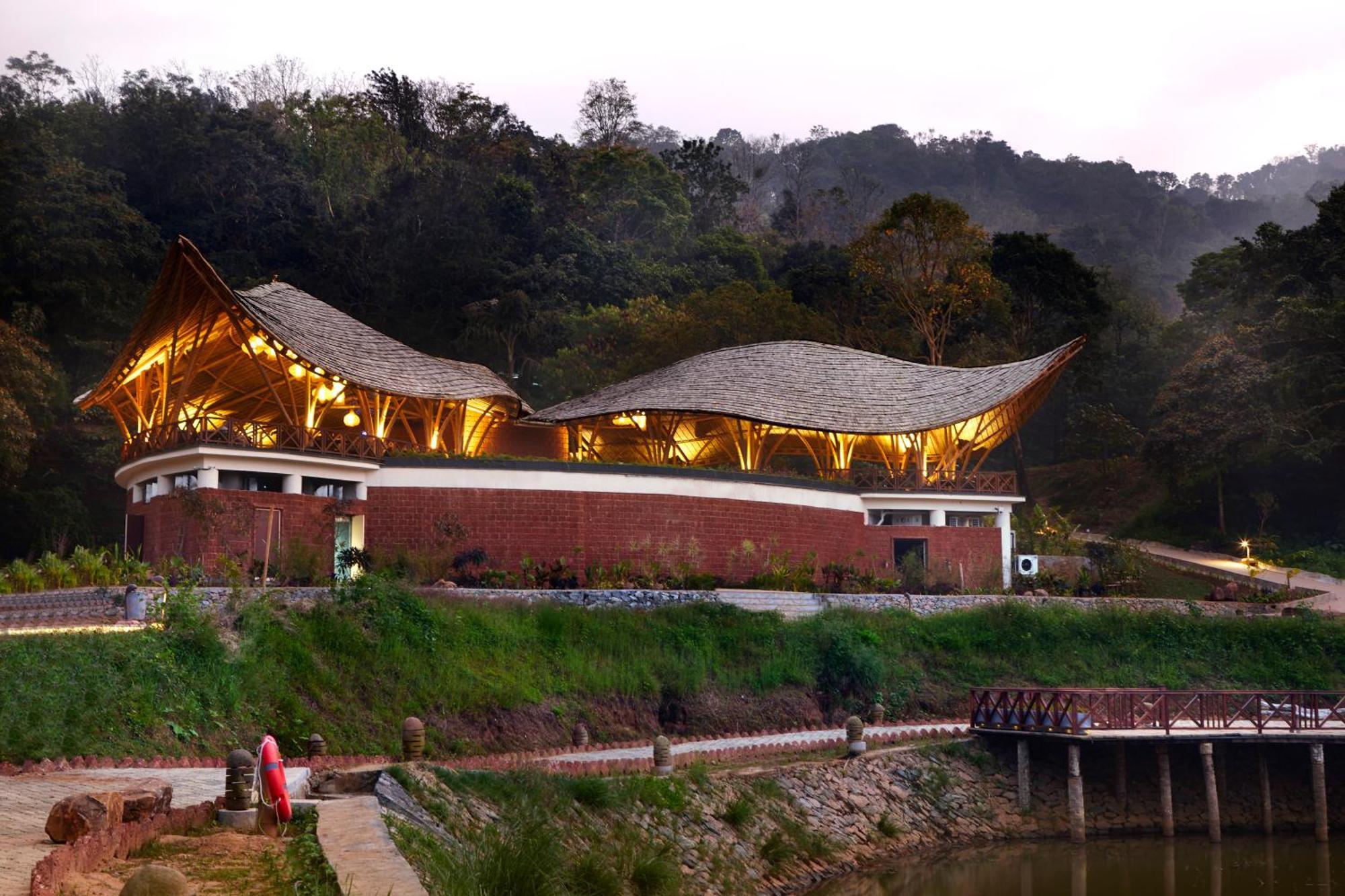 Timbertales Luxury Resort Coorg Madikeri Exterior foto